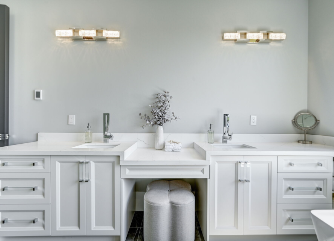 BathBoys-Web-667x481